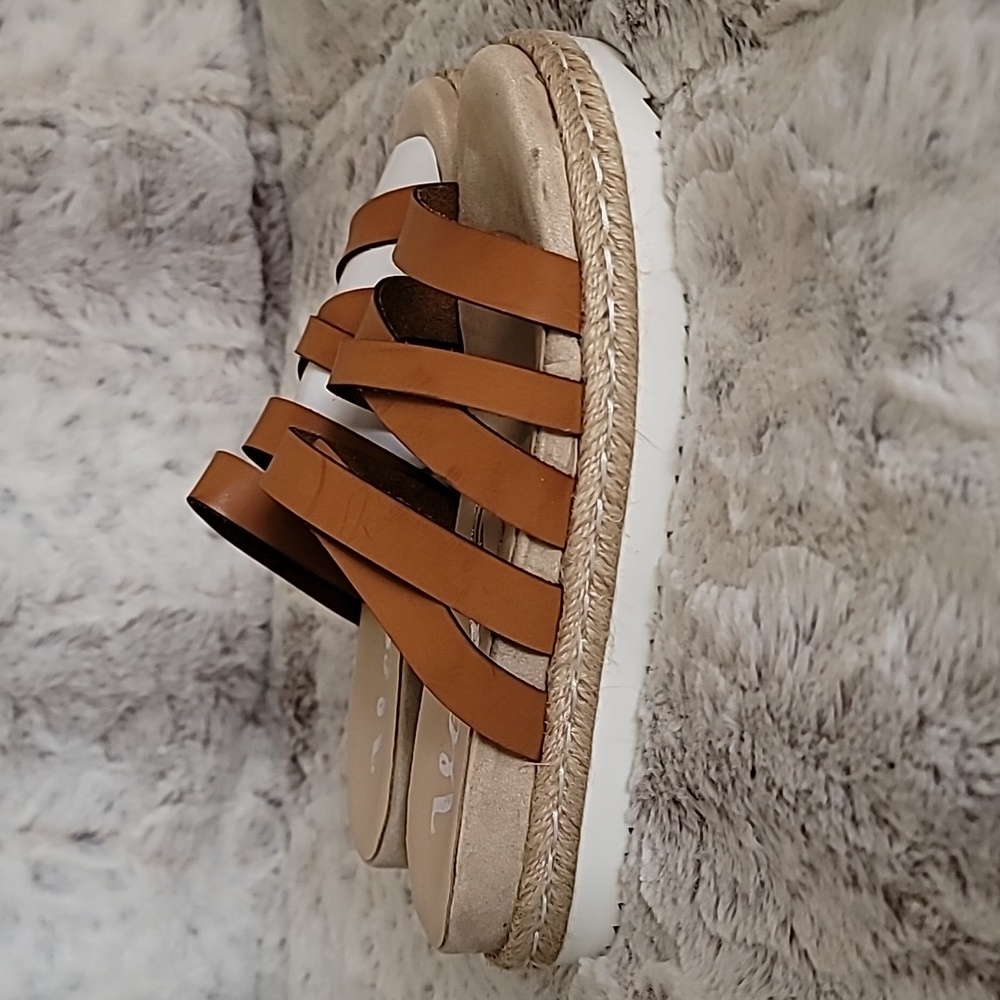Very G Lindy Sandals